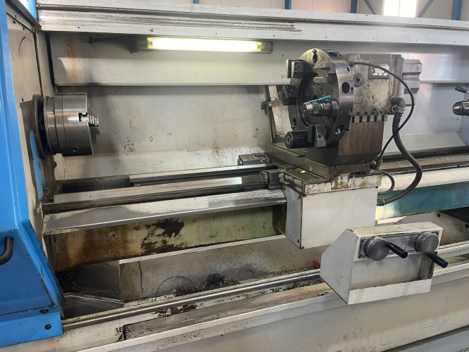 LATHE PINACHO CNC TAURUS 260 x 2000