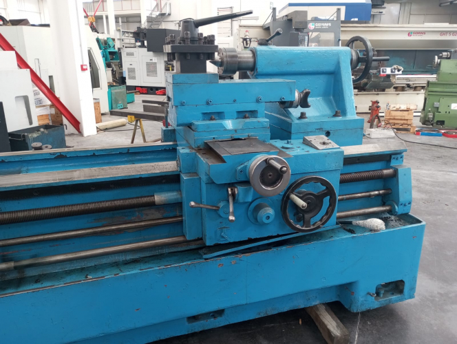 GEMINIS LATHE GE-870