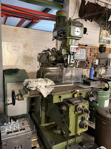 FRESADORA DE TORRETA LAGUN FTV-4