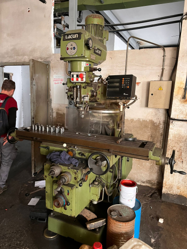 FRESADORA DE TORRETA LAGUN FTV-4