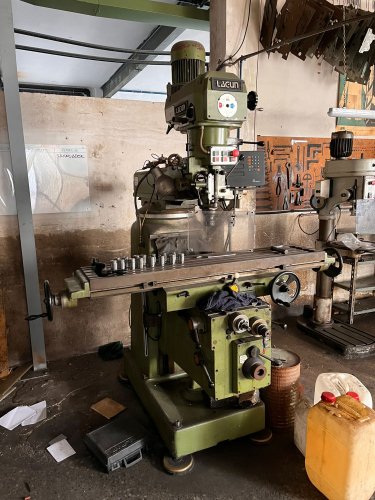 FRESADORA DE TORRETA LAGUN FTV-4