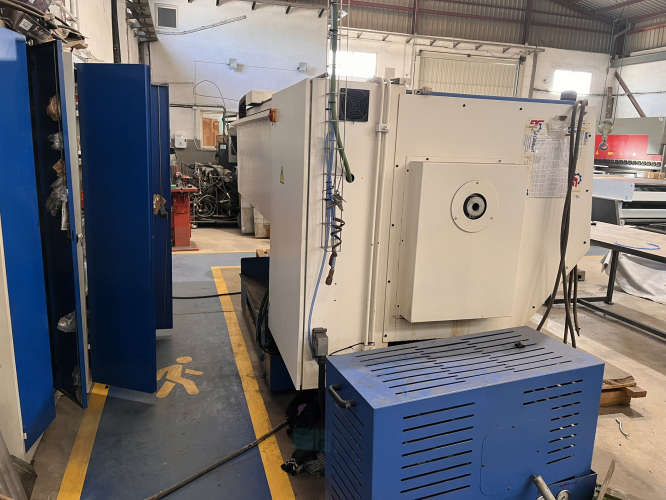 PINACHO LATHE TAURUS 310