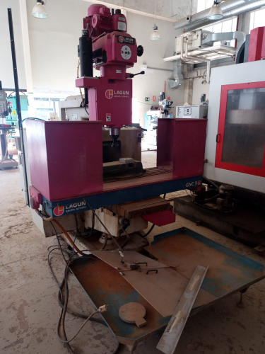FRESADORA LAGUN GNC3