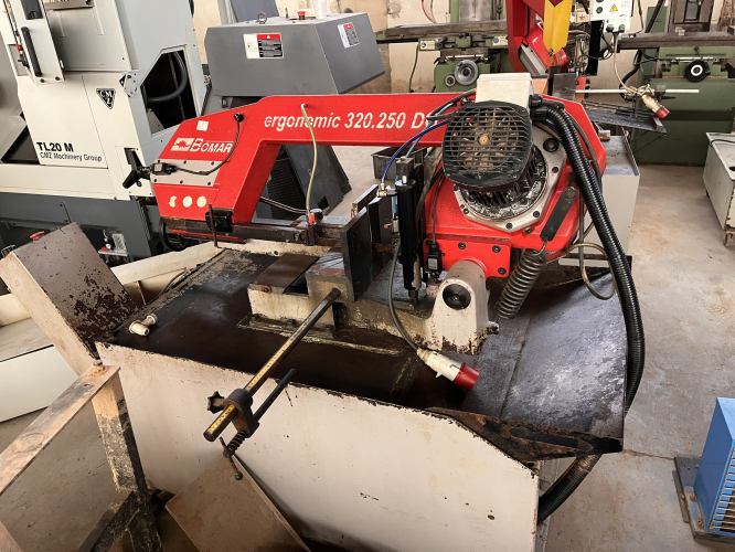 BOMAR ERGONOMIC 320.250 DG BANDSAEGE