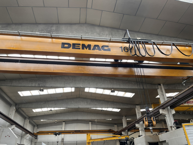 GANTRY CRANE DEMAG 16Tm.