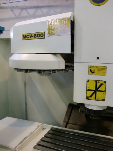 MACHINING CENTER CHEN HO MCV-600