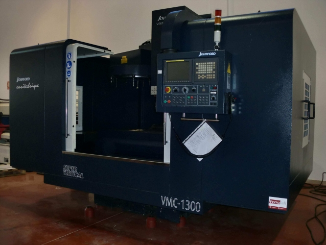 VERTICAL MACHINING CENTER JOHNFORD VMC-1300